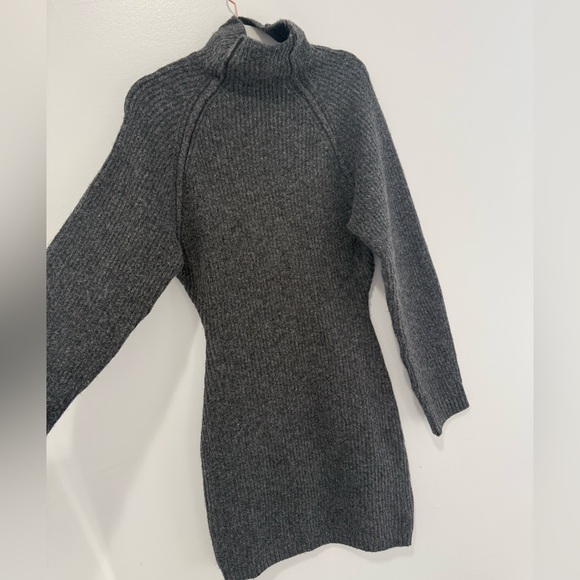 H&M Charcoal Fitted Knit Turtleneck Sweater Dress 
Size S Minimalist Capsule - Picture 3 of 4